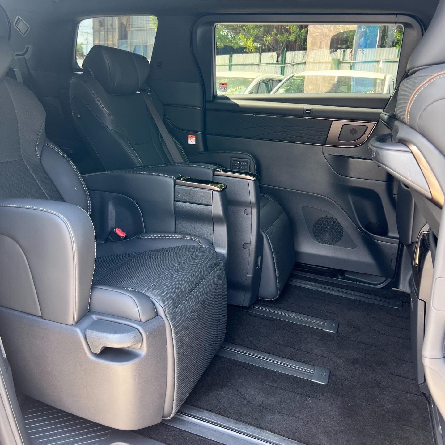 香港/深圳/廣州/澳門機場接送｜24小時跨境包車・點對點｜途輕鬆